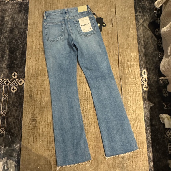 Rag & Bone Peyton Boot Cut Jeans in Monterosso. - Picture 5 of 12